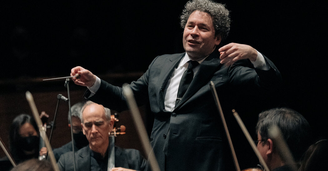 Gustavo Dudamel, Yıldız Şef, New York Filarmoni için Los Angeles’tan Ayrılıyor