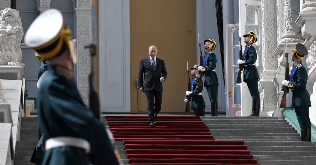 Arkasında Savaş Varken Putin Başkan Olarak Bir Dönem Daha Önüne Bakıyor