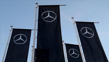 Mercedes-Benz, Rus kamyon üreticisindeki paylarını sattı