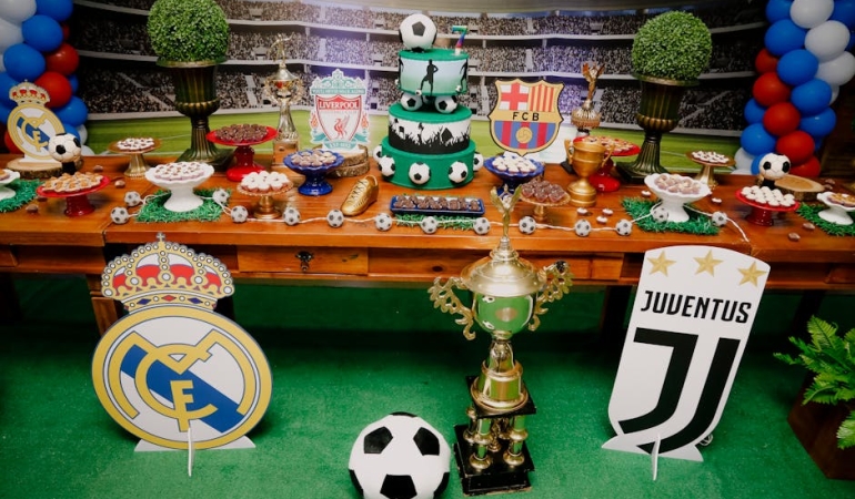 Galatasaray8217in-Tarihi-Juventus-Rovansi-Karli-Gecenin-Zaferi-featured