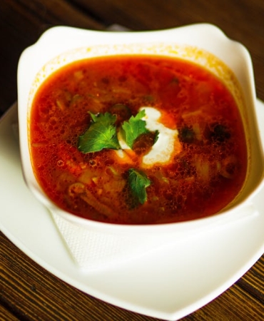 Geleneksel-Lezzet-Konya-Dugun-Corbasi-Sofralari-Susluyor-featured