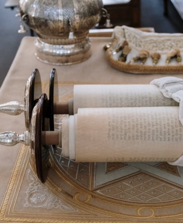 Osmaniye8217de-Tarihi-Eser-Operasyonu-Suleyman-Muhru-ve-Tevrat-Ele-Gecirildi-featured