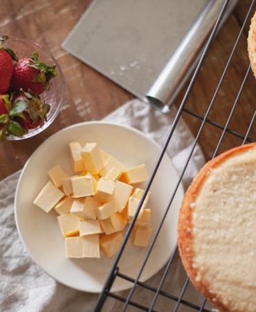 Asla-Sonmeyen-Pandispanya-Sirri-Kabartma-Tozsuz-Mukemmel-Tarif-featured