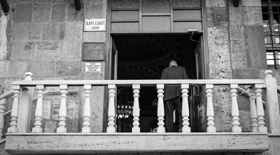 Baskan-Erdogan-Rize8217deki-Cuma-Namazini-Merkez-Sahil-Camii8217nde-Kildi-featured