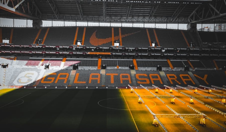 Trabzonspor-Galatasaray-Derbisi-Kritik-Randevu-Ne-Zaman-Hangi-Kanalda-featured