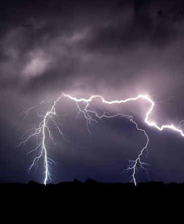 Okul-Bahcesinde-Yildirim-Faciasi-Can-Kaybi-ve-Yaralilar-featured