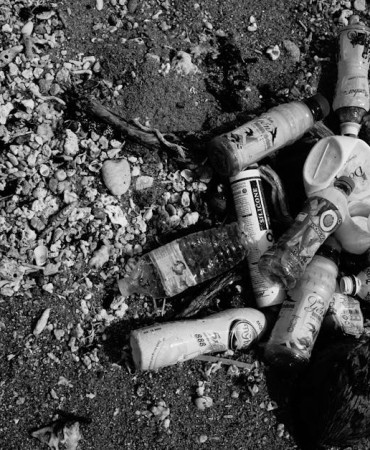 Plastiklerin-Sinsi-Tehdidi-Hormon-Bozucular-ve-Kanser-Riski-featured